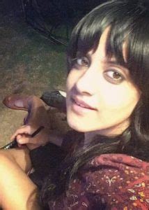 Jasleen Royal Height, Weight, Age, Boyfriend, Family, Facts, Biography