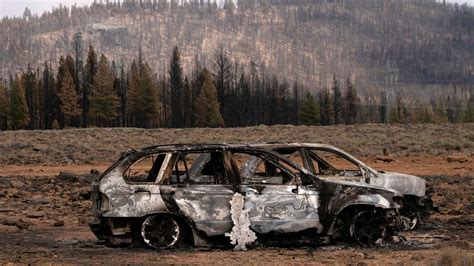 Oregon Bootleg wildfire threatens 3,400 homes as more than 360,000 acres destroyed | US News ...