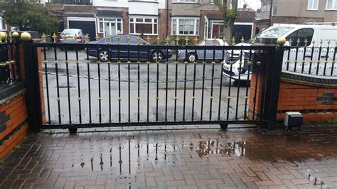 Sliding Metal Gates | Electric Sliding Driveway Gates for Sale | UK