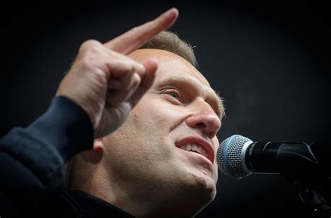 5 things to know about Russian opposition leader Alexei Navalny – POLITICO