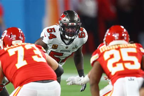 Lavonte David extends; returning to Bucs in 2021 - Bucs Nation