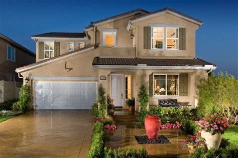 California suburb | California living, House styles, Suburbs