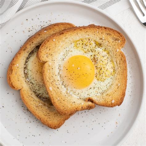 Air Fryer Eggs in a Basket | Air Frying Foodie