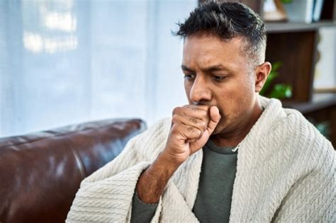 What is the '100-day' whooping cough? Symptoms, risks and treatment | Tech News | Metro News