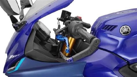 Yamaha Rolls Out Factory Accessories For New YZF-R15