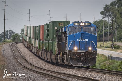 May 28, 2018 – Norfolk Southern Railway Conrail Heritage Unit 8098 ...