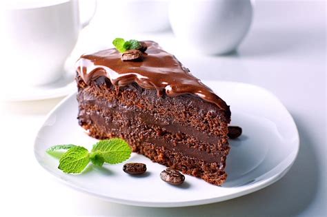 Chocolate Cake Calories and Nutrition (100g)