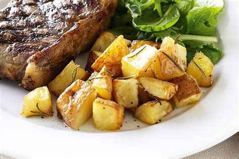 Rosemary roast potatoes