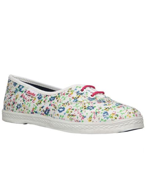 Bata White Casual Shoes Price in India- Buy Bata White Casual Shoes Online at Snapdeal