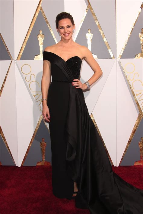 Jennifer Garner at the 88th Annual Academy Awards - Growing Your Baby