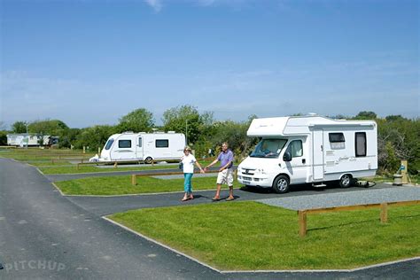 Touring Caravan Sites in Prestwick, Ayrshire 2022 from £12/nt - Pitchup