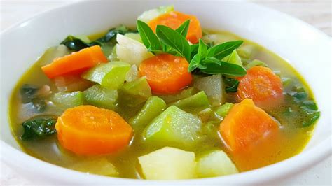 Lo que no puede faltar: Sopa de verduras de la abuela