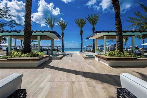 Luxury Cayman Islands Hotels -- Top Places to Stay in the Caribbean