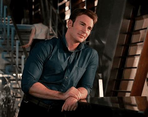 Chris Evans Captain America GIF - Chris Evans Captain America Foksrun - Discover & Share GIFs