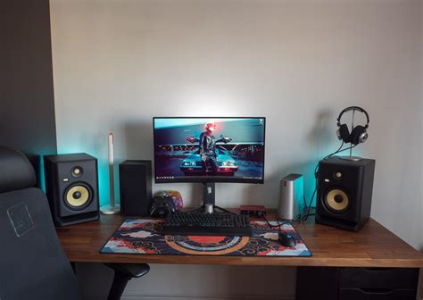 Just another Ikea desk setup, but it does the job good enough! : r ...