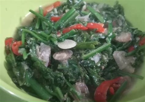 Resep Tumis Daun Pakis oleh Elha Elha - Cookpad