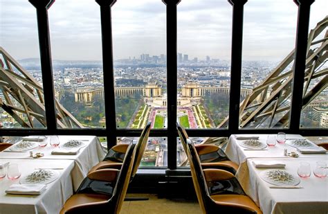 Breathtaking Views: 10 Tables with the Best Scenic Views