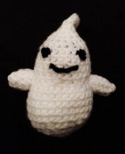 Crochet halloween ghost - free pattern | Halloween crochet, Halloween ...