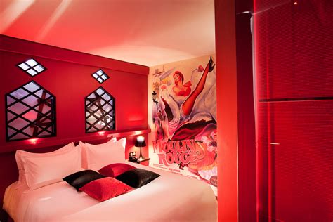 Moulin Rouge Rooms - Rainfall massage shower - Hotel Design Secret de Paris - Hotel Paris 9 - 75009