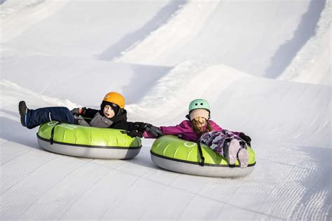 8 Amazing Places for Snow Tubing in Banff