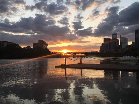 Congress bridge sunset : r/Austin