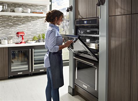 Whirlpool offers CES 2019 multiple ways to cook smarter | Best Buy Blog