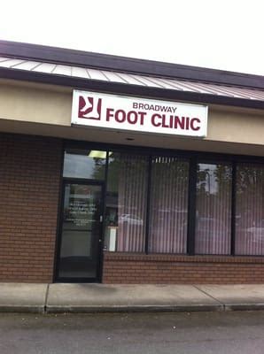 BROADWAY FOOT AND ANKLE CLINIC - Updated December 2024 - 16 Photos & 32 Reviews - 3508 NE ...