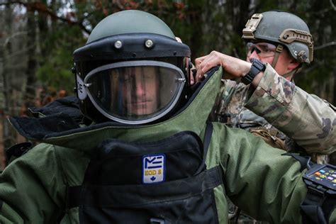 EOD trains for the unexpected | Article | The United States Army