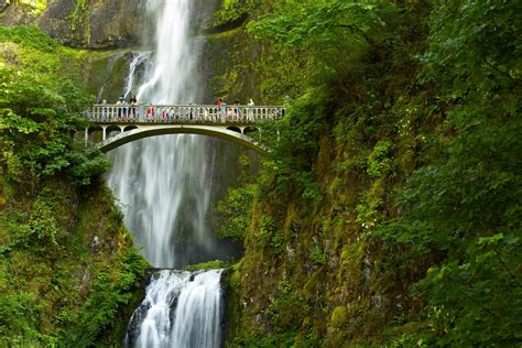 14 Best Waterfalls in Oregon • Small Town Washington