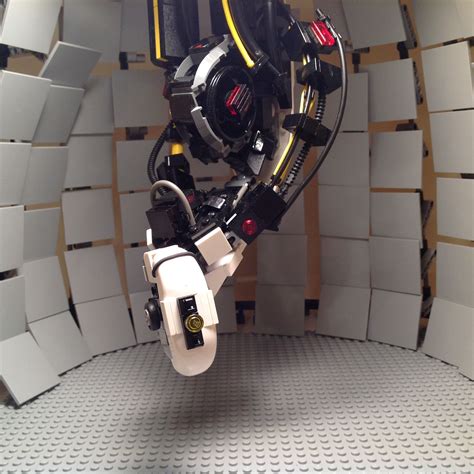 GLaDOS Left Side | Lego videos, Lego creative, Lego design