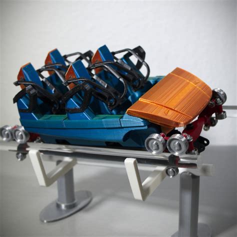 3D Printable Vekoma Classic Roller Coaster Car by Thomas