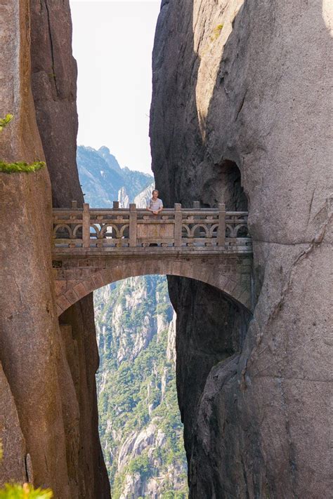 Hiking Huangshan - China's Magical Yellow Mountain | Worldwide travel ...