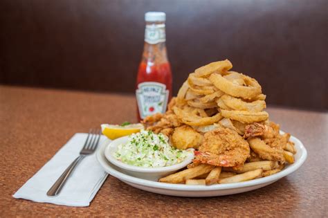 Fried Seafood Platter - Lunch - Marshland Restaurants & Bakeries - Diner in MA