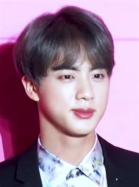 File:Jin at "Map of the Soul - Persona" global press conference, 17 April 2019 02.jpg ...