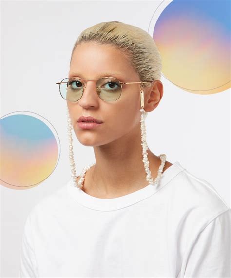 A Glasses Chain Is the Summer Accessory You Didn't Know You Needed