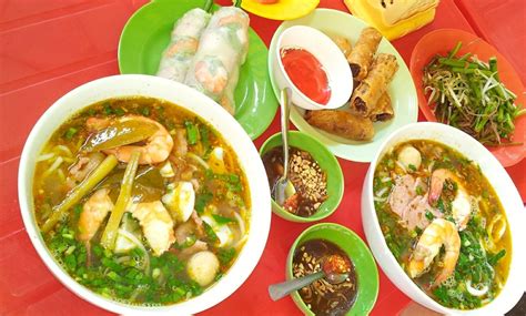 Saigon Food Guide: 8 Foods and Drinks You Should Try