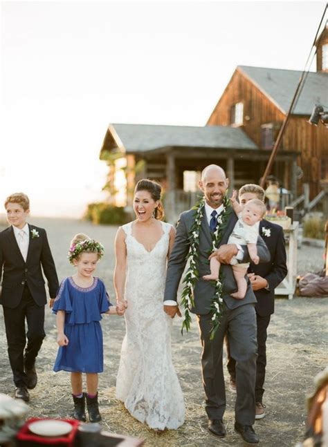 10 Creative Ways to Celebrate Your Blended Family Wedding (A Practical ...