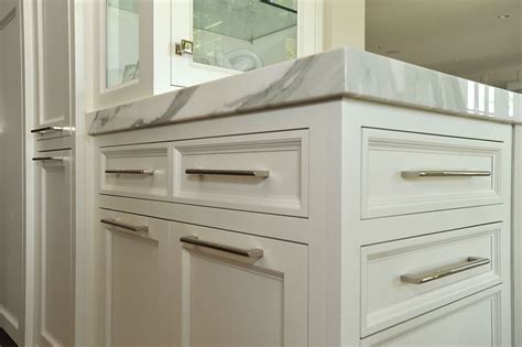 Cabinet Hardware - Metropolitan Cabinets