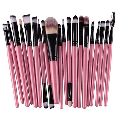 Need new makeup brushes?! Check out this deal! - Deal Hunting Babe