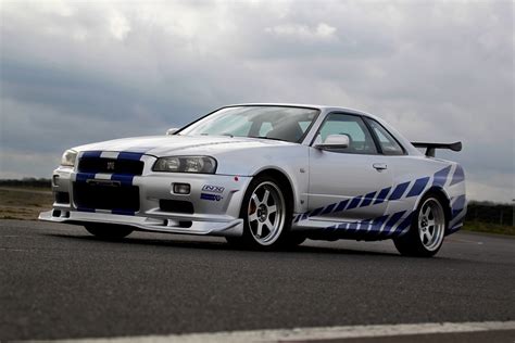 Nissan Skyline R34 Driving Experience + Free High Speed Ride | Everyman ...