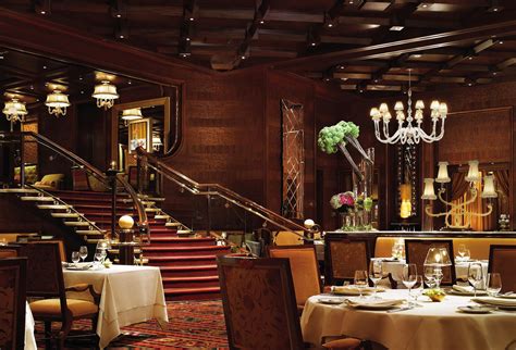 Dining at 5-Star Restaurants (Alex, Wynn Las Vegas) Next Restaurant, Classic Restaurant, Luxury ...
