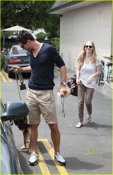 Amanda Seyfried & Dominic Cooper: Back Together?: Photo 2458047 ...