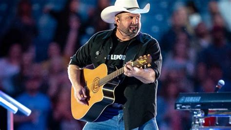 Garth Brooks new album 'Time Traveler' to be sold at Bass Pro Shops