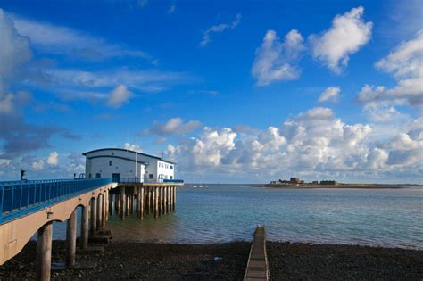 Piel Island Needs "Monarch" to Run its 300-Year-Old Pub