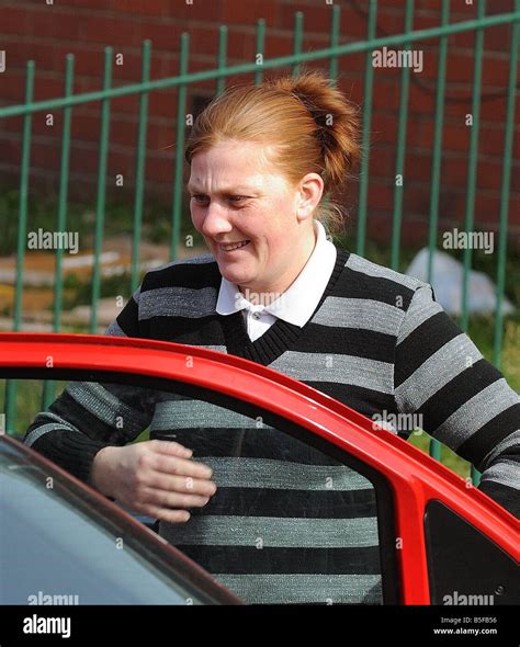 Karen Matthews mother of Shannon Matthews at home in Dewsbury Moor March 27th 2008 Stock Photo ...