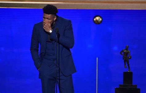 Giannis Antetokounmpo Gives Emotional Speech After Winning NBA MVP ...