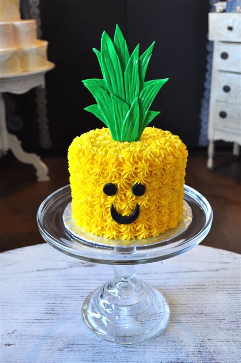 Pineapple Cake! Sugar Bee Sweets Bakery www.sugarbeesweets.com ...