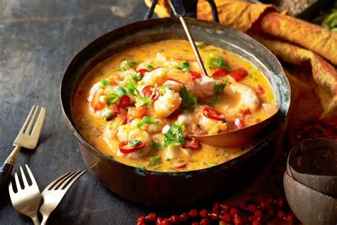 Easy Authentic Moqueca Recipe (Brazilian Seafood Stew) - Gimme Yummy ...