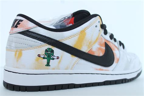 AuthentKicks | Nike Dunk SB Low Tie-Dye Raygun White