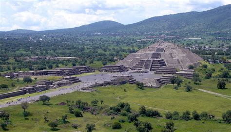 View of the Pyramid of the Moon in Teotihuacan, Mexico image - Free ...